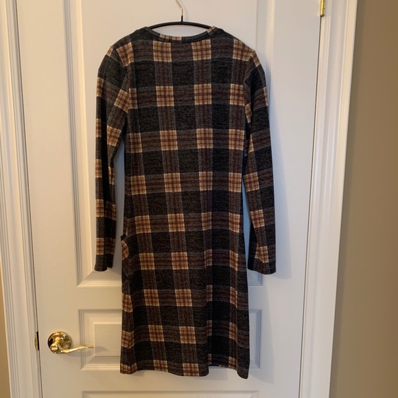 Checkerd Mini Dress  With Two Front Pockets - Picture 2 of 7